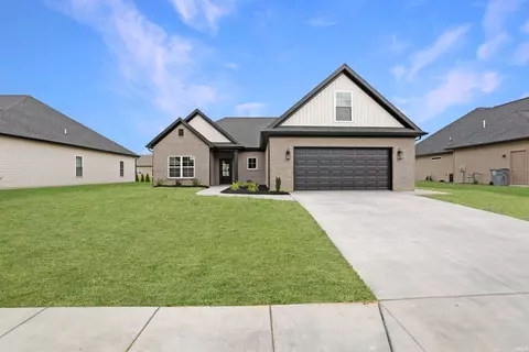 1636 Eli Dr, Evansville, IN 47711