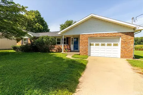 10688 Cricklewood Dr, Newburgh, IN 47630