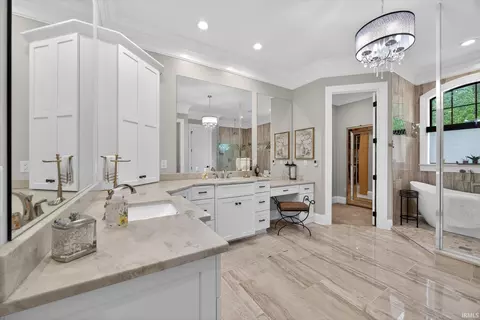 Bath - 3568 E Saddlebrook Ln, Bloomington, IN 47401 photo 1 of 4