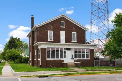 214 W Washington St, Monticello, IN 47960