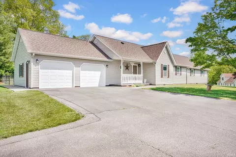 2232 30th St, Bedford, IN 47421