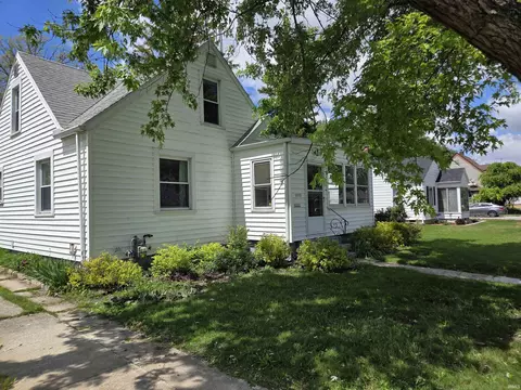2113 S Hackley St, Muncie, IN 47302