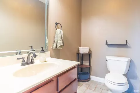 Bath - 3319 S Daniel Ct, Bloomington, IN 47401 photo 4 of 4