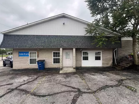 1702 1704 24th Sts, Bedford, IN 47421