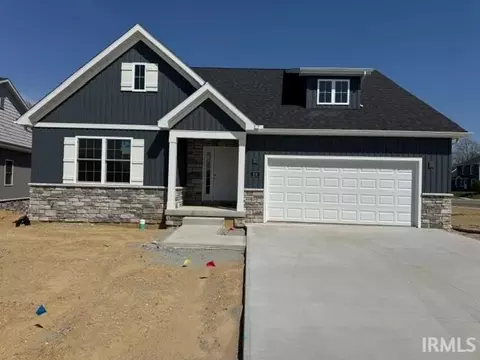 200 Dunes Park Dr #28, Culver, IN 46511