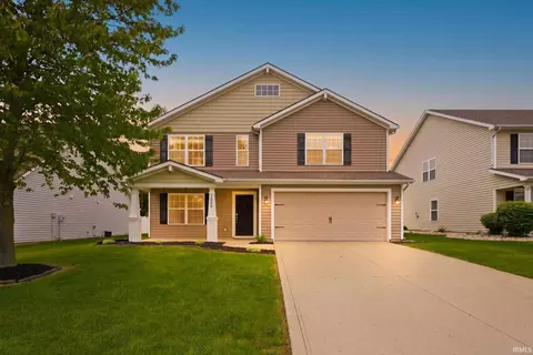 2009 Black Bear Dr, Fort Wayne, IN 46808
