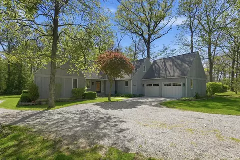 16716 Wappes Rd, Churubusco, IN 46723