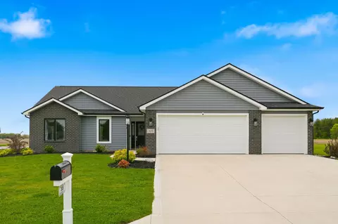 305 Cottonwood Ct, Markle, IN 46770