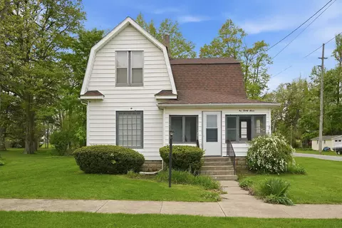 127 N Kinney, Angola, IN 46703