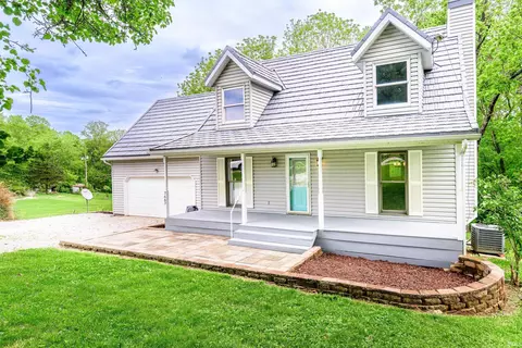 7667 S Rockport Rd, Bloomington, IN 47403
