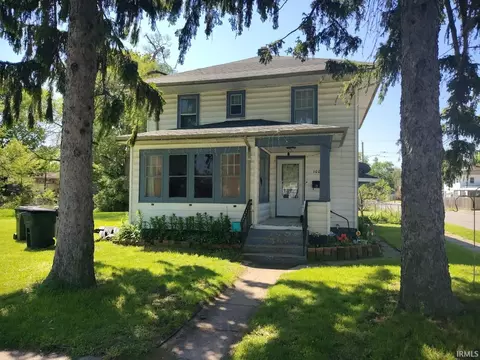 1002 E Bowman St, South Bend, IN 46613