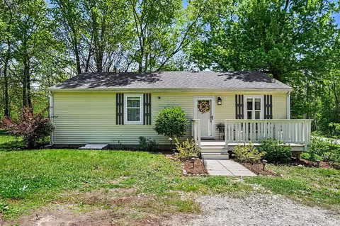 17704 Main St, Plymouth, IN 46563