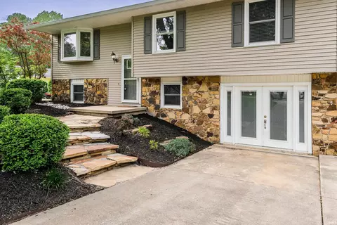 Exterior - 2955 E Carowinds Ct, Bloomington, IN 47401 photo 2 of 13