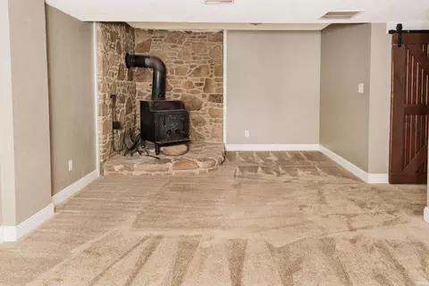 Living - 2955 E Carowinds Ct, Bloomington, IN 47401 photo 4 of 4
