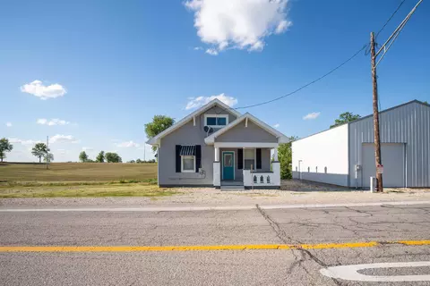 9274 E Sr 168, Mackey, IN 47654