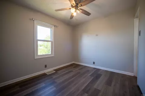 Bedroom - 9274 E Sr 168, Mackey, IN 47654 photo 3 of 4