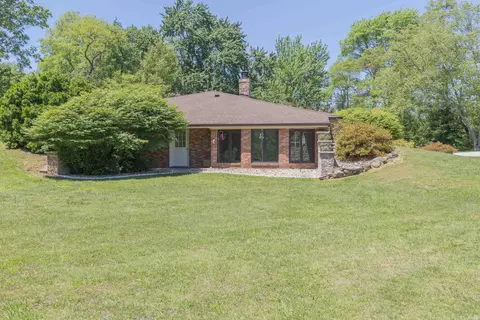 12711 Gore Rd, Lynnville, IN 47619