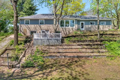 8395 N Kiger Dr, Monticello, IN 47960