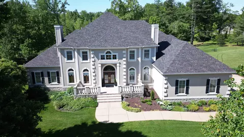 1210 Hoing Rd, Evansville, IN 47725