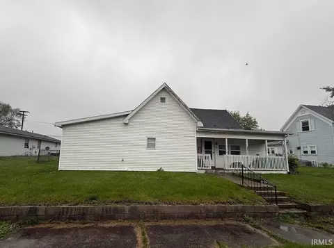 612 N Cherry St, Hartford City, IN 47348