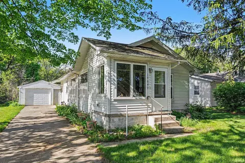 19649 Darden Rd, South Bend, IN 46637