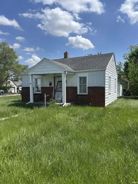 1302 S Hackley St, Muncie, IN 47302