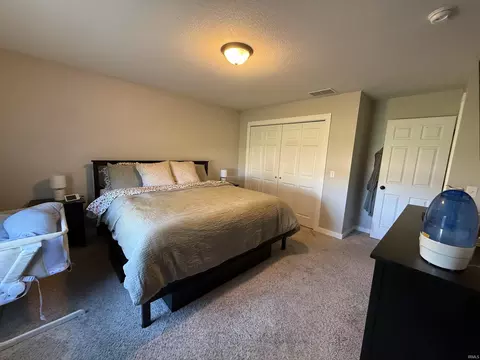 Bedroom - 615 Hart Dr, Dunkirk, IN 47336 photo 5 of 6