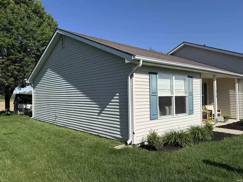 Exterior - 615 Hart Dr, Dunkirk, IN 47336 photo 5 of 8