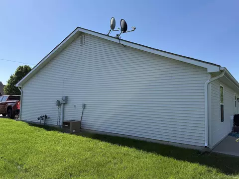 Exterior - 615 Hart Dr, Dunkirk, IN 47336 photo 8 of 8
