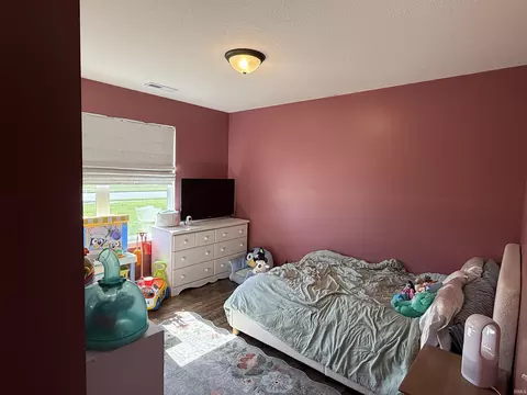 Bedroom - 615 Hart Dr, Dunkirk, IN 47336 photo 3 of 6