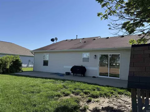 Exterior - 615 Hart Dr, Dunkirk, IN 47336 photo 7 of 8