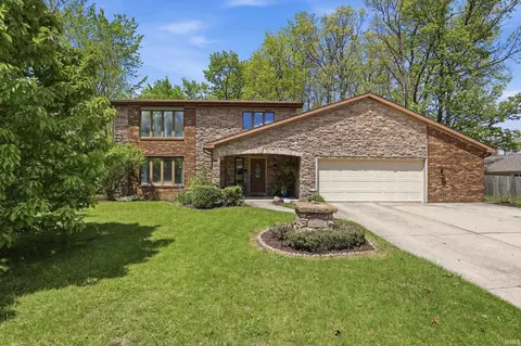 2208 Hearthstone Dr, Fort Wayne, IN 46804