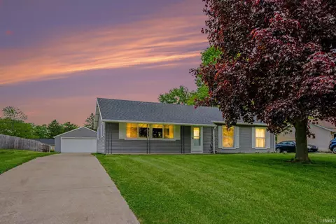 59656 Lee Ave, Elkhart, IN 46517
