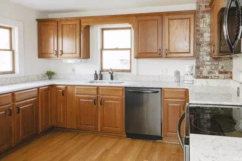 5889 E State Road 46 Rd, Bloomington, IN 47401 photo 16