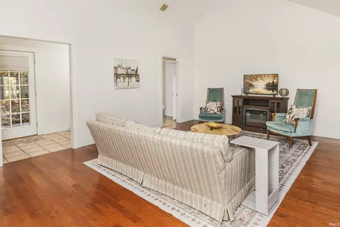 5889 E State Road 46 Rd, Bloomington, IN 47401 photo 10