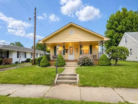 3513 Pleasant St, South Bend, IN 46615