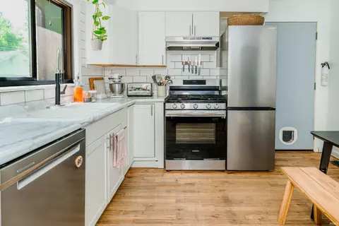 Kitchen - 206 E Hillside Dr, Bloomington, IN 47401 photo 4 of 6