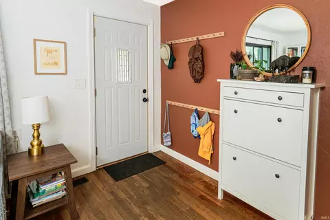 Entry Way - 206 E Hillside Dr, Bloomington, IN 47401 photo 1 of 2