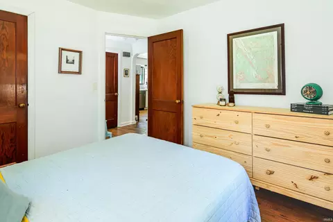 Bedroom - 206 E Hillside Dr, Bloomington, IN 47401 photo 3 of 5