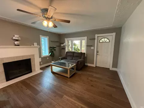 Living - 50728 Sr 23, Granger, IN 46530 photo 1 of 4