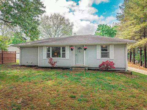 10317 Old Highway 62 Hwy, Mount Vernon, IN 47620