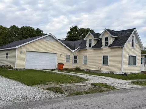 305 E Lyons St, Swayzee, IN 46986