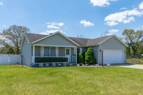 30530 Gregory Dr, Elkhart, IN 46516