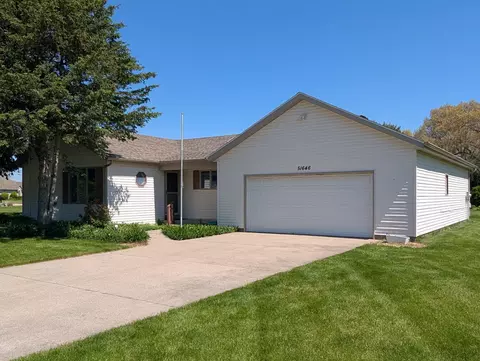 51646 Walerko Dr, Elkhart, IN 46514