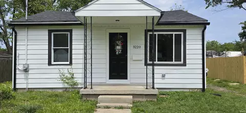 3220 Coker Ave, Evansville, IN 47714
