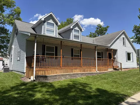 307 14th St, Winona Lake, IN 46590