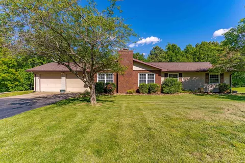 214 S 180 E County Rd, Princeton, IN 47670