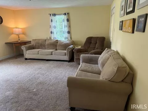 Living - 4612 W Arlington Rd, Bloomington, IN 47404 photo 1 of 2