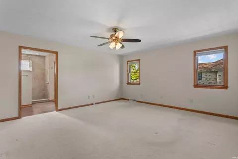 Bedroom - 715 Riverview Dr, Kokomo, IN 46901 photo 1 of 2