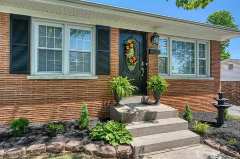 1101 N Helfrich Ave, Evansville, IN 47720